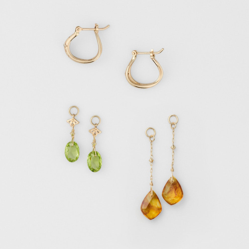 HAPPINESS--OLIVINE AMBER EARRINGS