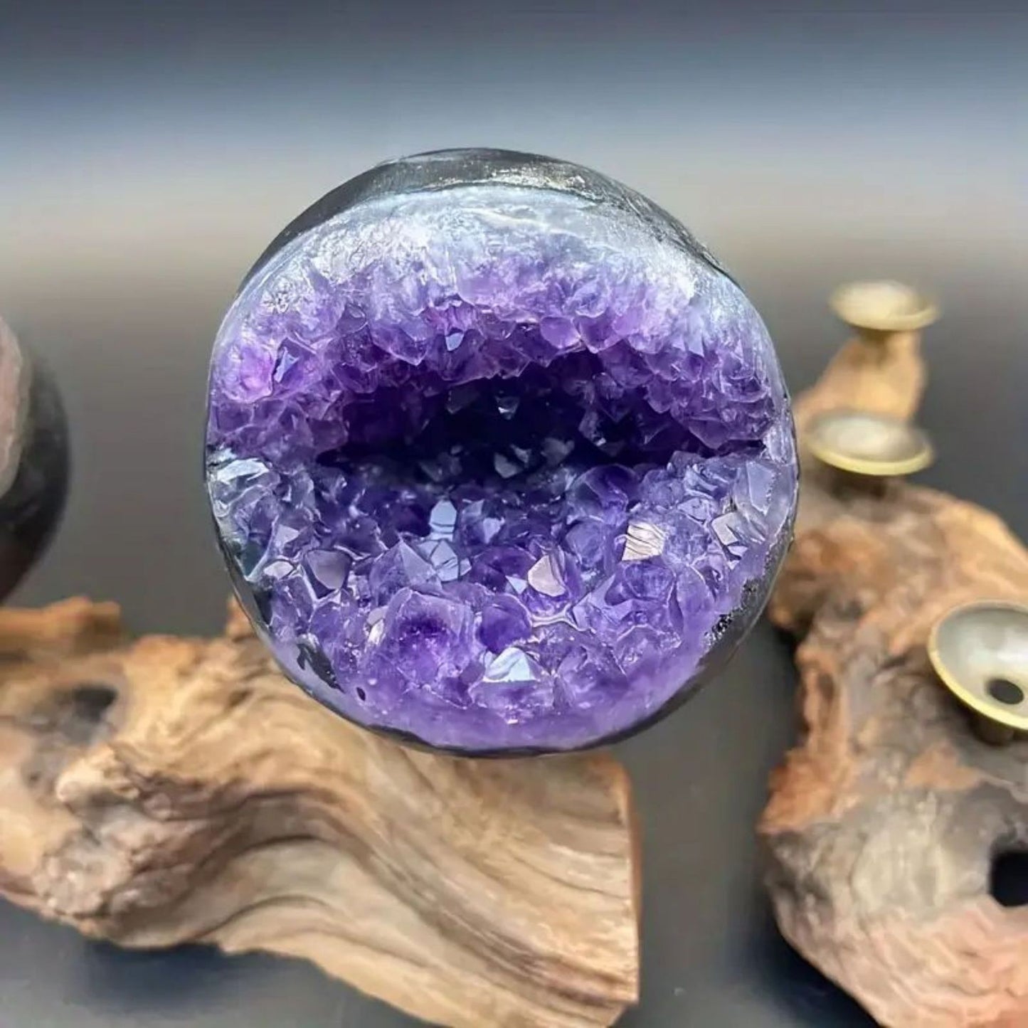 Amythst Sphere Geode