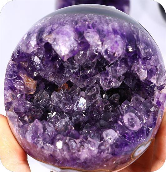 Amythst Sphere Geode